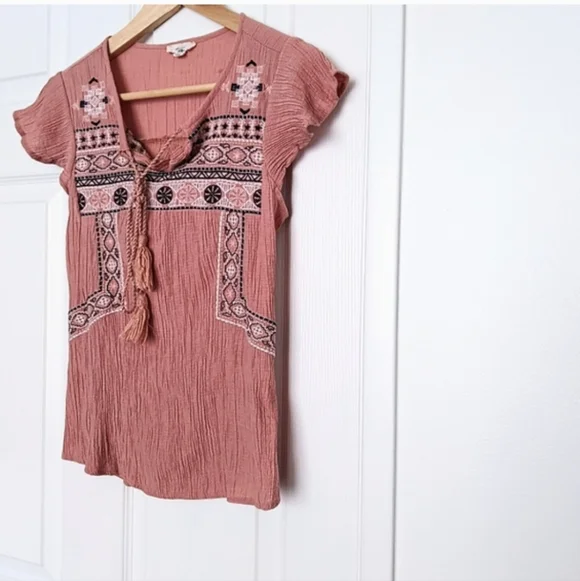 Boho Two Top Bundle. Size Small. - Picture 3 of 4